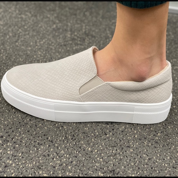 Fabutiq Shoes - Stone Cobra Scale texture slip on sneakers